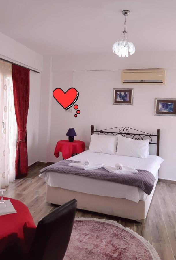 Malia Holiday Let Фамагуста Экстерьер фото